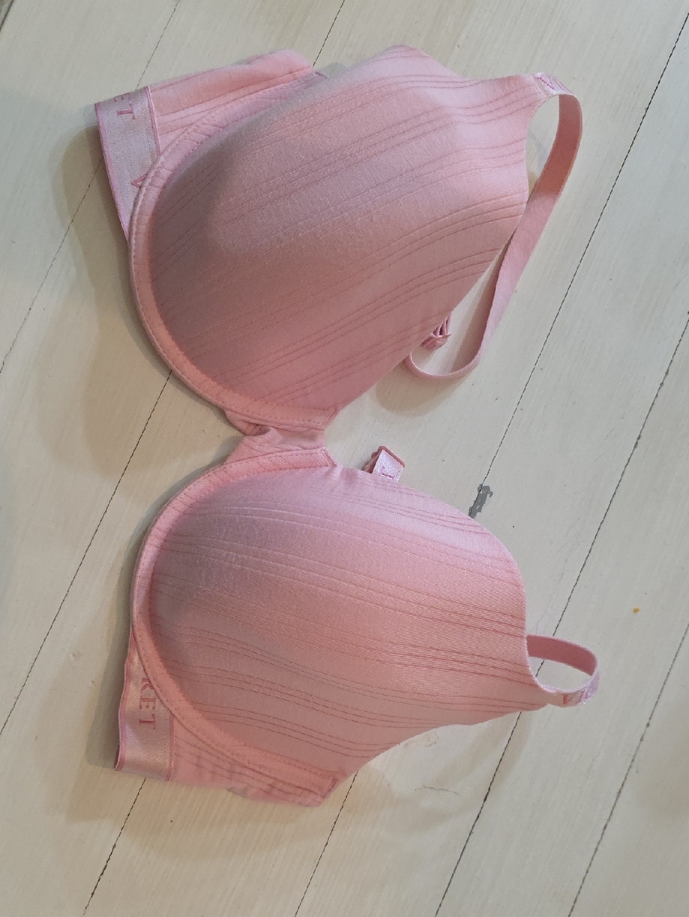 Victoria's Secret Soft Pink T-Shirt Bra 34DD